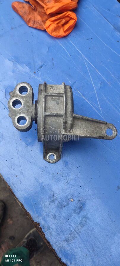 nosac motora za Opel Astra H