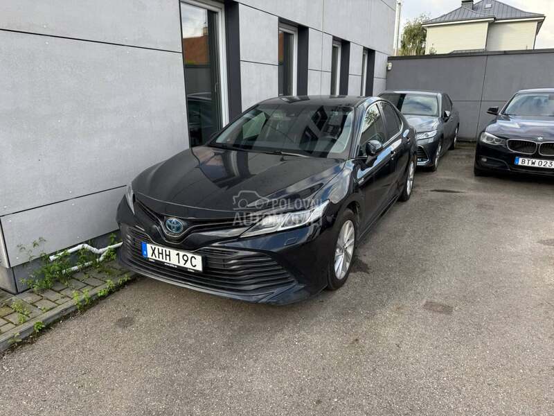 Delovi za Toyota Camry hybrid 2020. god.