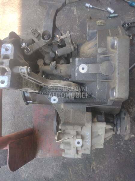 menjac 5 brzina za Volkswagen Golf 5, Golf 6 od 2004. do 2012. god.