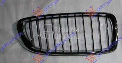 PVC MASKA HROM/CRNA Desno za BMW Serija 4 od 2000. do 2020. god.