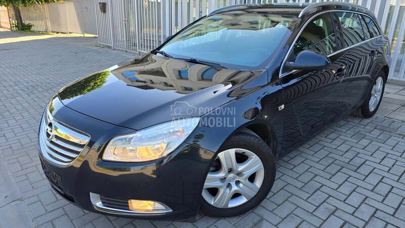 Opel Insignia 2011 photo 2