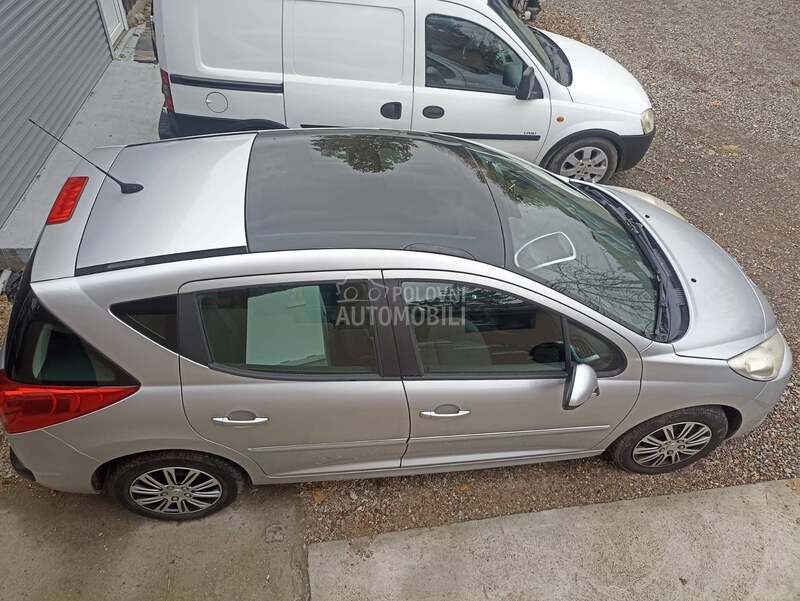 Panorama za Peugeot 207
