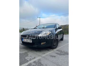 Fiat Bravo 1,6 Multijet, 3.100 €, 2011. Hečbek, Dizel | 1598 cm3, 208.000 km, 77kW (105 KS), Manuelni 6 brzina, 4/5 vrata, 5 sedišta, Miljakovac