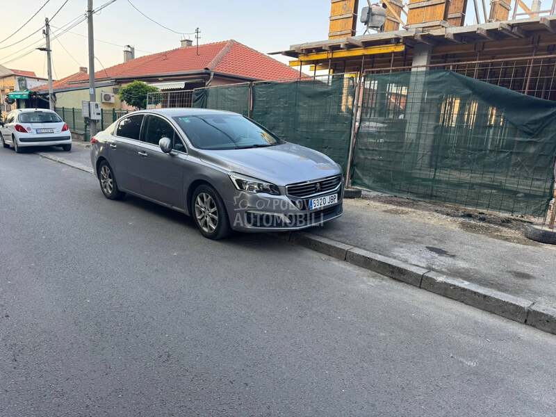 Levi far restajling za Peugeot 508 od 2015. do 2017. god.