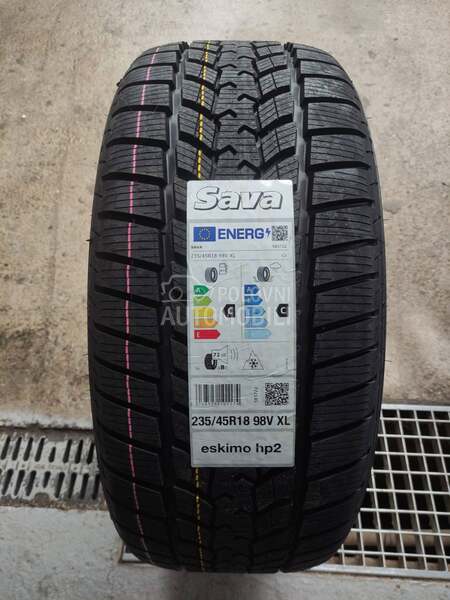 Sava 235/45 R18 Zimska