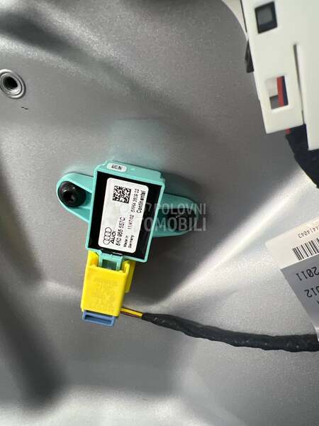 senzor airbag za Audi A4 od 2007. do 2011. god.