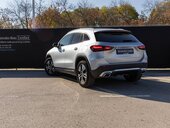 Mercedes Benz GLA 180 (može zamena)