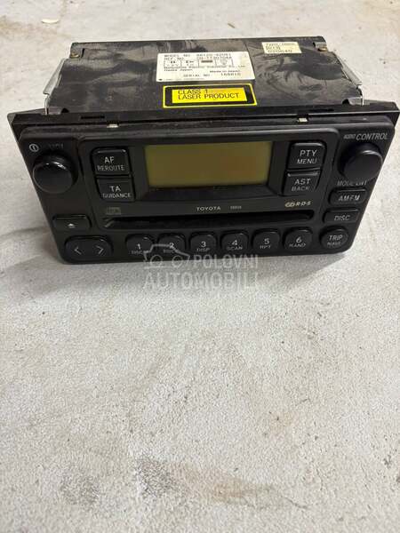 Fabricki radio za Toyota RAV 4