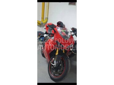 Ducati 1198, 16.000 €, 2011. , 1198 cm3, 3.500 km, 127kW (173 KS), Sport / Super sport, Beograd