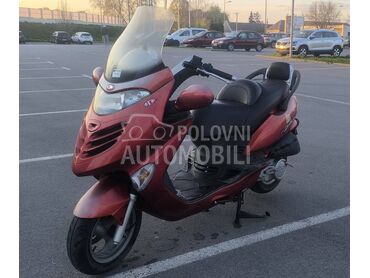 Kymco Grand Dink 125, 1.250 €, 2007. , 125 cm3, 16.515 km, 8kW (11 KS), Scooter, Zrenjanin