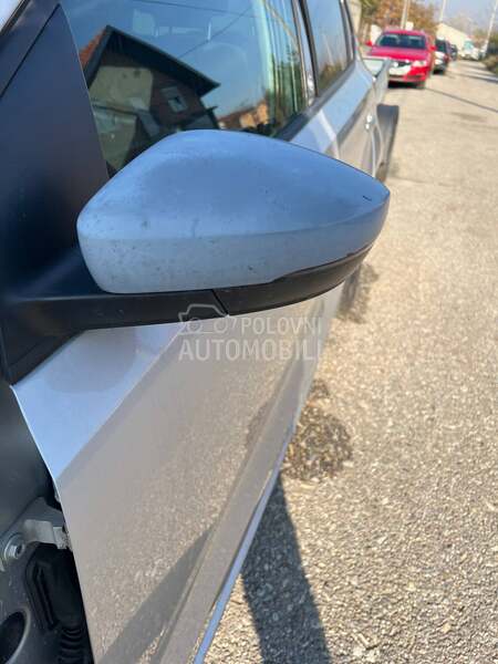 levi retrovizor za Volkswagen Polo od 2009. do 2017. god.
