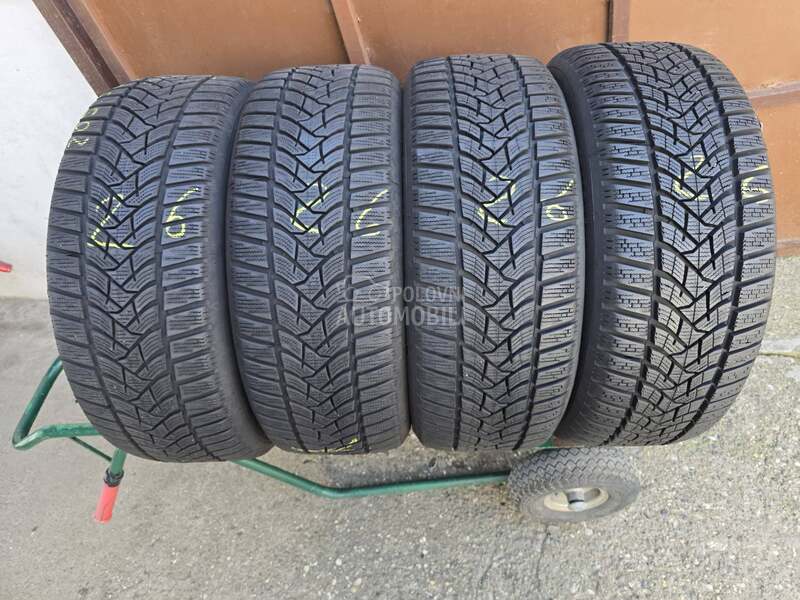 Dunlop 205/50 R17 Zimska