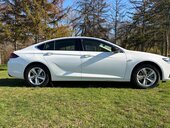 Opel Insignia  (može zamena)