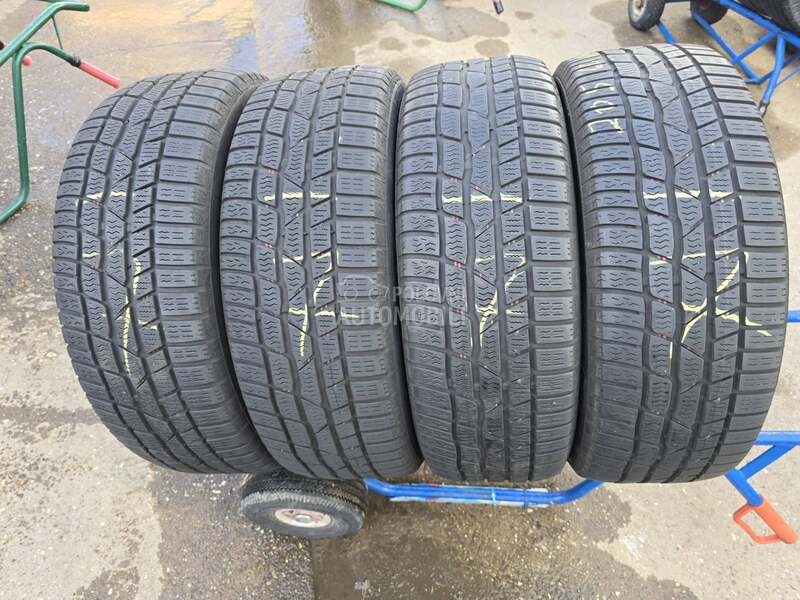 Continental 205/60 R16 Zimska