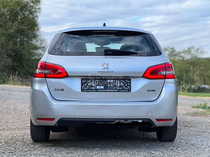 Gepek vrata sa staklom za Peugeot 308 od 2014. do 2021. god.