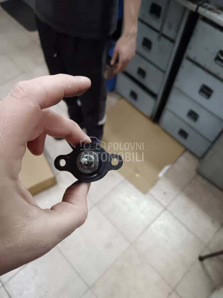 Regulator pritiska goriva 2,0 za Peugeot 307