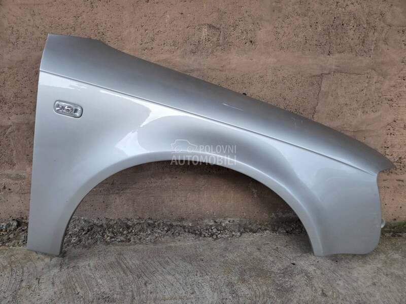 Desno krilo za Audi A4