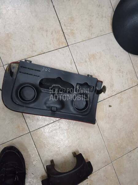 Vrata kasete za Peugeot 206