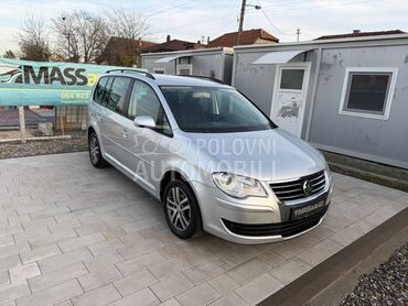 Volkswagen Touran 2.0 TDI, 4.790 €, 2007. Monovolumen (MiniVan), Dizel | 1968 cm3, 164.800 km, 103kW (140 KS), Manuelni 6 brzina, 4/5 vrata, 5 sedišta, Futog