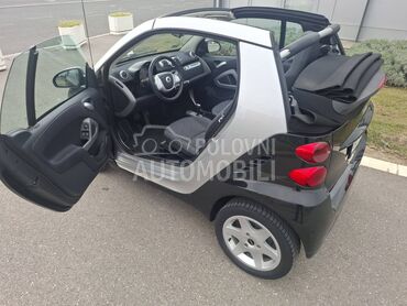 Smart ForTwo zamen, 4.300 €, 2011. Kabriolet/Roadster, Benzin | 999 cm3, 99.000 km, 52kW (71 KS), Automatski / poluautomatski, 2/3 vrata, 2 sedišta, Beograd