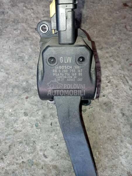 Senzor papucice gasa za Peugeot 3008