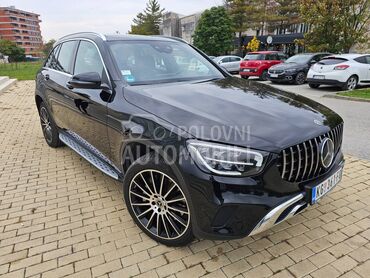 Mercedes Benz GLC 300 de AMG 4 matic 9G, 37.499 €, 2021. Džip/SUV, Plug-in hibrid | 1950 cm3, 166.000 km, 225kW (306 KS), Automatski / poluautomatski, 4/5 vrata, 5 sedišta, Kragujevac