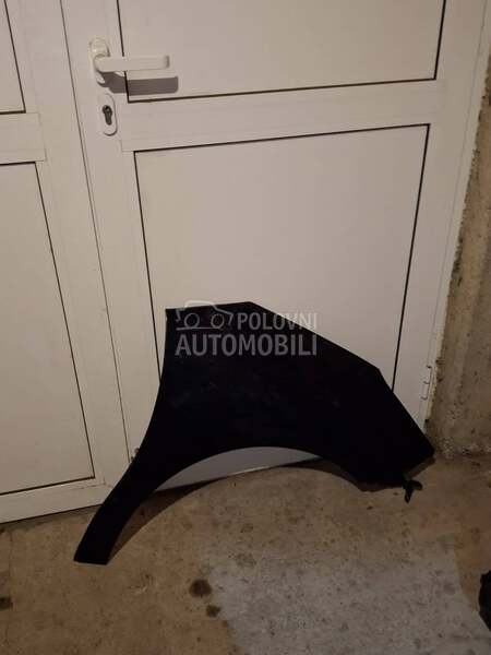 Desno krilo za Citroen DS3