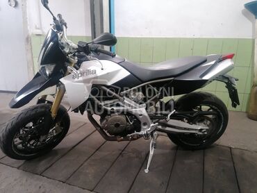 Aprilia dorsoduro 750 a2, 5.000 €, 2009. , 750 cm3, 48.000 km, 34kW (46 KS), Supermoto, Novi Sad