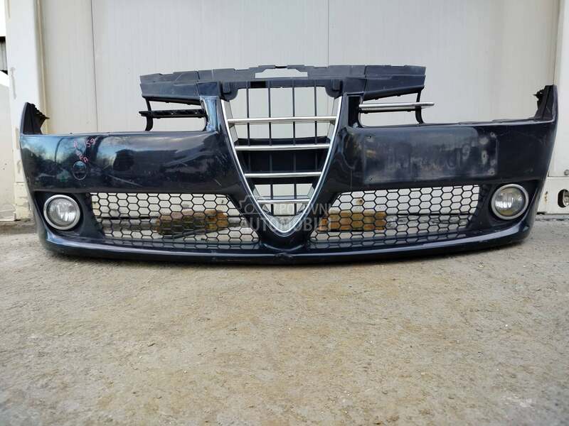 Crni prednji branik za Alfa Romeo 159 od 2005. do 2011. god.