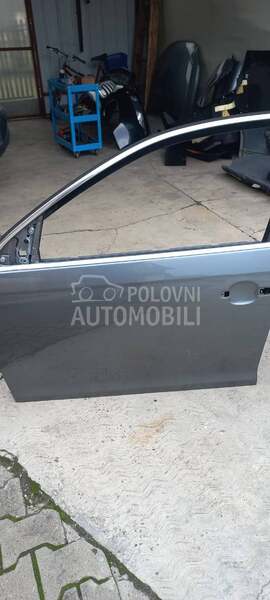 Prednja leva vrata za Volkswagen Jetta