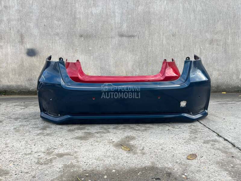 Zadnji Branik e21 za Toyota Corolla od 2019. do 2025. god.
