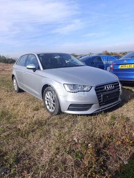 8V SPORTBEK ZADNJI TRAP MOST za Audi A3 od 2013. do 2016. god.