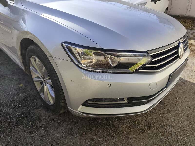 Volkswagen Passat B8 2018. god. -  kompletan auto u delovima