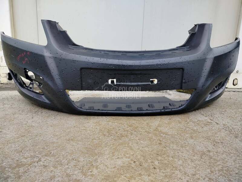Prednji branik za Opel Zafira od 2005. do 2014. god.