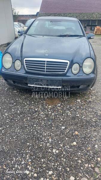 Mercedes-Benz Clk 320 2000 photo 2