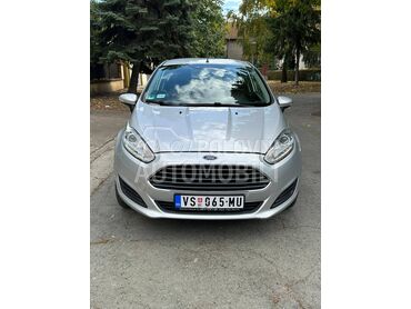 Ford Fiesta , 5.100 €, 2015. Hečbek, Benzin | 998 cm3, 150.000 km, 59kW (80 KS), Manuelni 5 brzina, 2/3 vrata, 5 sedišta, Vrbas