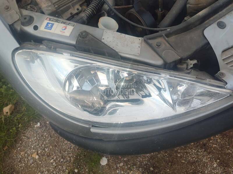 farovi za Peugeot 206 od 2000. do 2010. god.