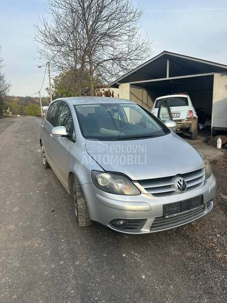 branik prednji i zadnji za Volkswagen Golf Plus od 2005. do 2013. god.