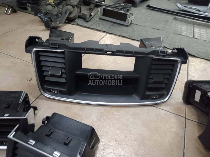 Unutrasnja maska za Peugeot 508