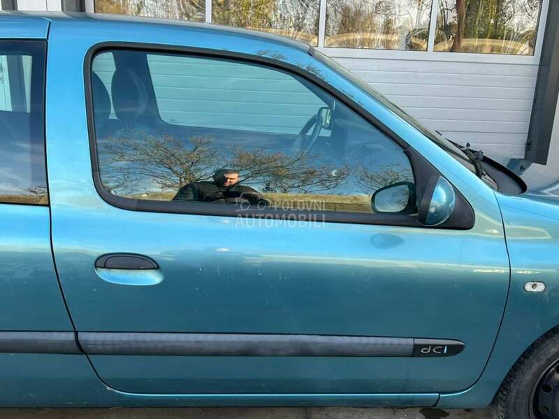 Vrata desna plava TEF47 za Renault Clio od 1998. do 2006. god.