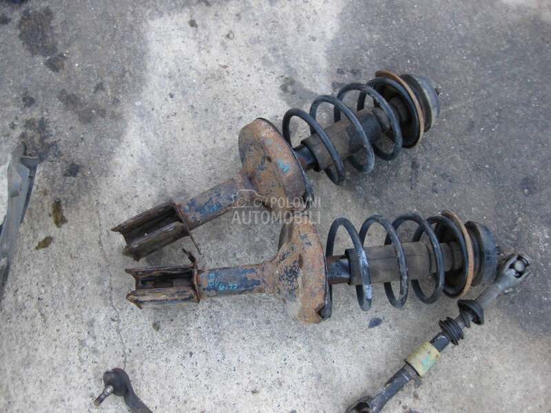 Prednji amortizeri sa oprugama za Renault Clio od 2002. do 2005. god.