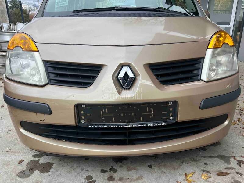 Branik prednji šampanj TED12 za Renault Modus od 2004. do 2012. god.