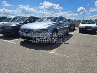 Volkswagen Passat B8 Alltrack 2.0 TDI 4x4 (može zamena), 16.500 €, 2019. Karavan, Dizel | 1968 cm3, 235.000 km, 140kW (190 KS), Automatski / poluautomatski, 4/5 vrata, 5 sedišta, Beograd