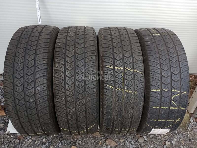 Semperit 215/65 R16 Zimska