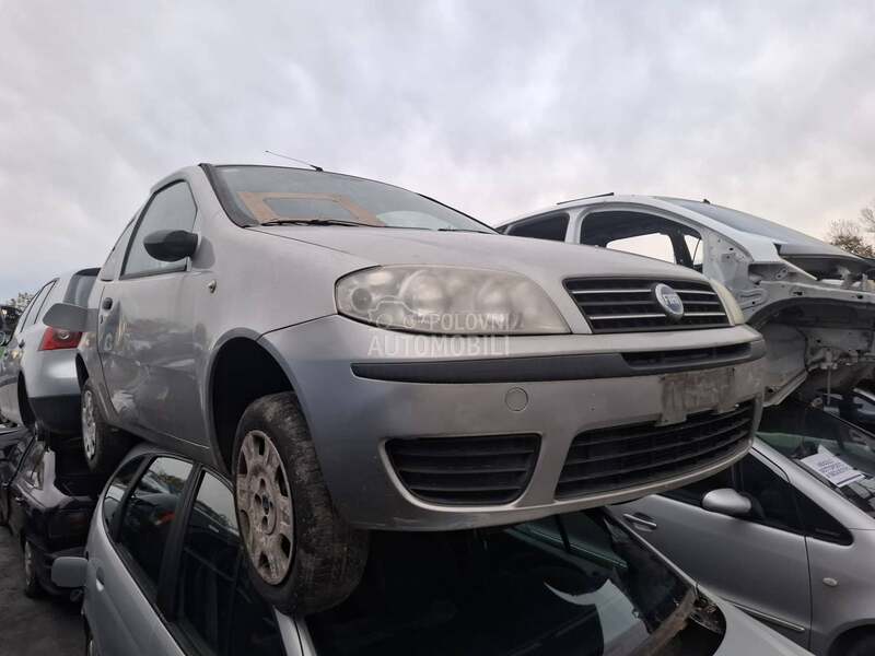 kompletan auto u delovima za Fiat Punto