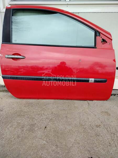 Prednja desna vrata za Renault Clio od 2005. do 2009. god.