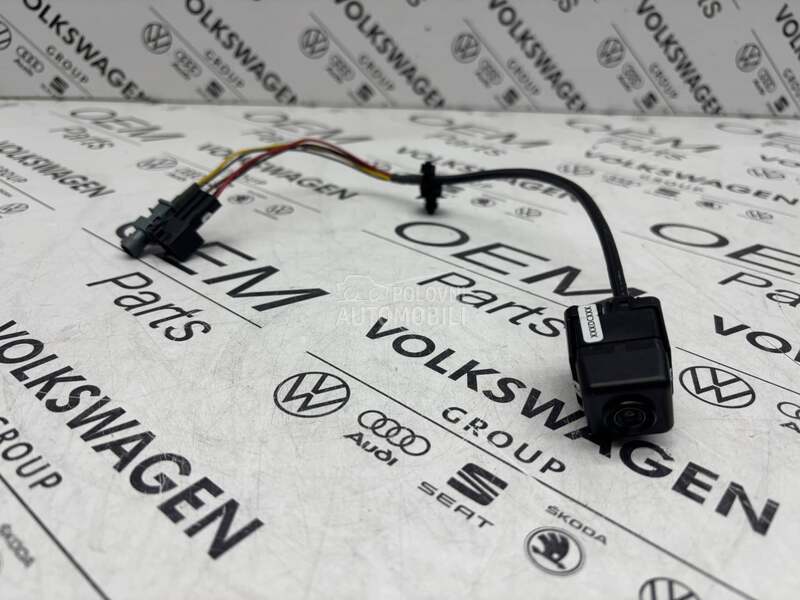 Kamera za Volkswagen Caddy, Tiguan, Touran ...