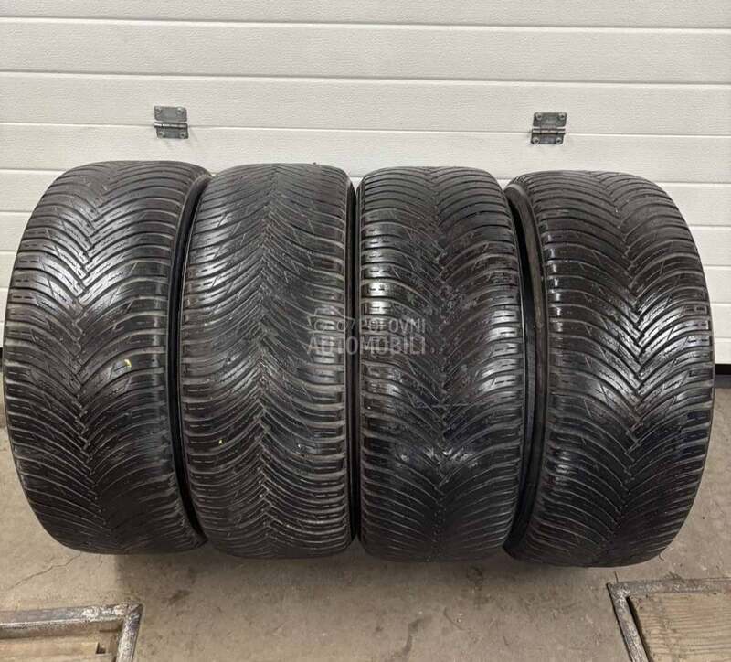 Ostalo 245/50 R19 Sve sezone