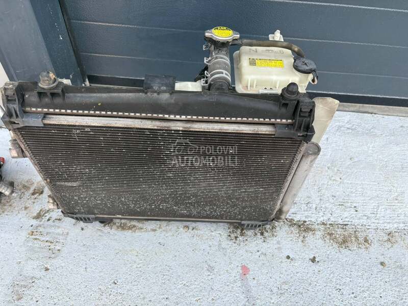 Hladnjak vode klime ventilator za Toyota Yaris od 2006. do 2010. god.
