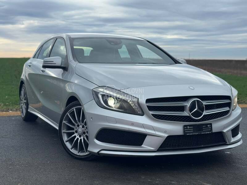 Mercedes-Benz A 180 2013 photo 4